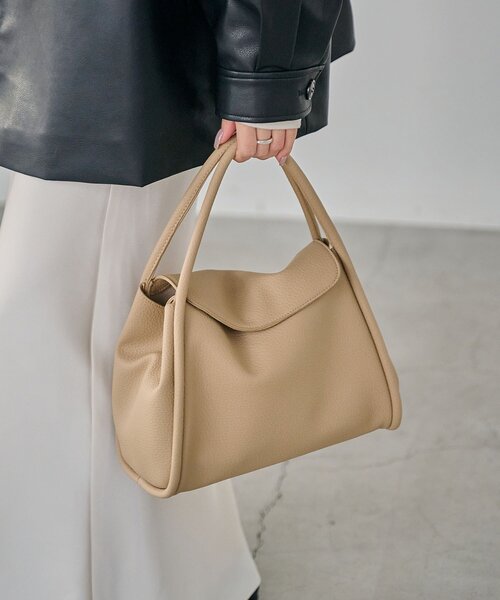 CAPRICIEUX LE'MAGE(カプリシューレマージュ)の「2SETフラップシュリンクバッグ(ショルダーバッグ・レディース・ベージュ/ブラック/アイボリー・FREE)」の18枚目の写真