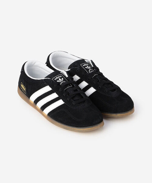 adidas(アディダス)の「adidas | GAZELLE LO PRO W WOMEN(スニーカー・レディース・ブラック系その他・24.5/24/23.5/23)」の1枚目の写真