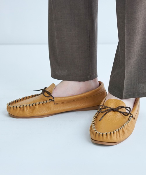 MEN'S BIGI（メンズビギ）の「【Lloyd Footwear/ロイドフットウエア】別注 モカシンシューズ（モカシン/デッキシューズ・メンズ・ブラック/ブラウン・01/02）」の3枚目の写真