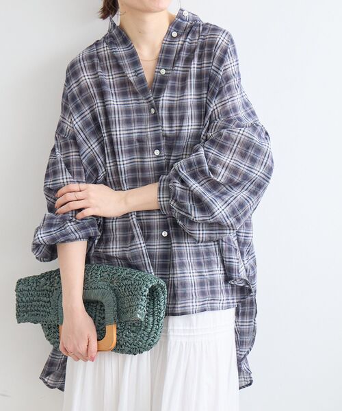 le.coeur blanc(ルクールブラン)の「《WEB限定アイテム》シアーガーゼバックギャザーチェックシャツ(シャツ/ブラウス・レディース・ブラック系その他/ブルー系その他2/ベージュ系その他2・38)」の1枚目の写真