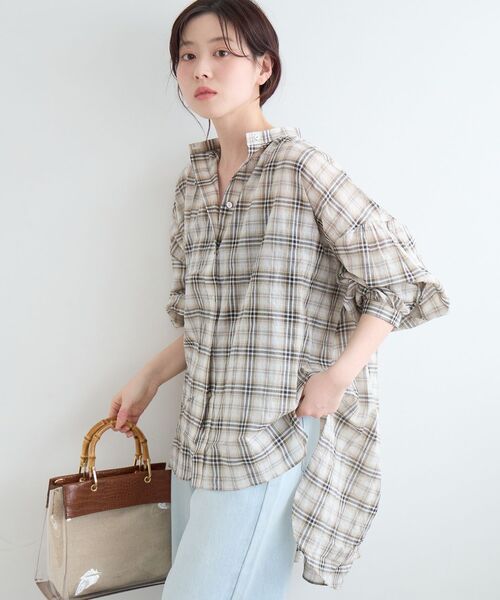le.coeur blanc(ルクールブラン)の「《WEB限定アイテム》シアーガーゼバックギャザーチェックシャツ(シャツ/ブラウス・レディース・ブラック系その他/ブルー系その他2/ベージュ系その他2・38)」の22枚目の写真