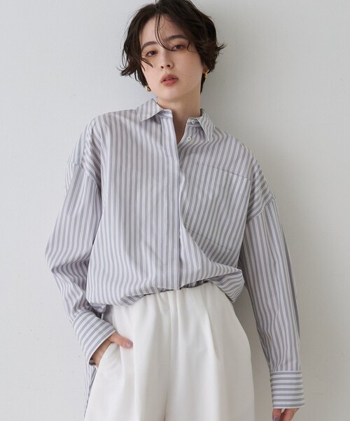 Rouge vif Anna（ルージュヴィフアンナ）の「コットンマルチストライプビッグシャツ/オーバーサイズ/メンズライク/春服/大人カジュアル/手洗い可能（シャツ/ブラウス・レディース・グレー/サックスブルー・フリー）」の2枚目の写真