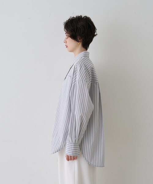 Rouge vif Anna（ルージュヴィフアンナ）の「コットンマルチストライプビッグシャツ/オーバーサイズ/メンズライク/春服/大人カジュアル/手洗い可能（シャツ/ブラウス・レディース・グレー/サックスブルー・フリー）」の15枚目の写真