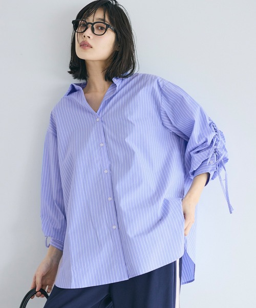 coca(coca)(コカ)の「袖シャーリングシャツ(シャツ/ブラウス・レディース・ブルー/アイボリー・L/M/S)」の1枚目の写真