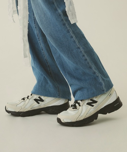 NEW BALANCE(ニューバランス)の「740(スニーカー・メンズ・ホワイト/ブラウン・22.5cm/23.0cm/23.5cm/24.0cm/24.5cm/25.0cm/25.5cm/26.0cm/26.5cm/27.0cm/27.5cm/28.0cm/28.5cm/29.0cm)」の5枚目の写真