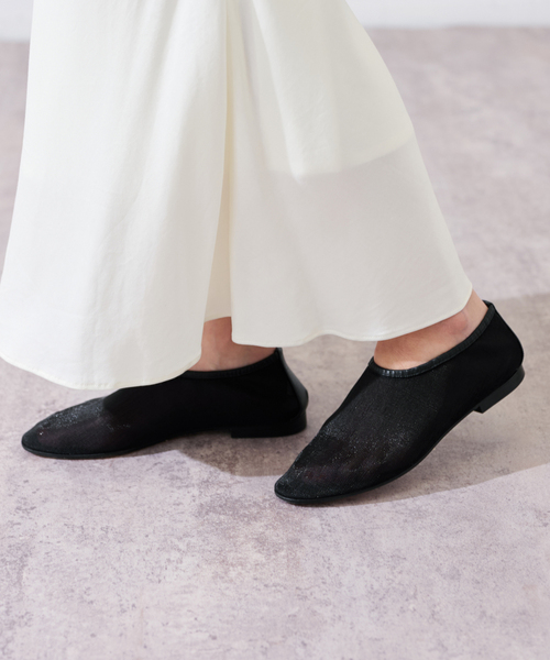 FRAMeWORK(フレームワーク)の「NEBULONIE/ネブローニ 別注ROCK シアーフラットシューズ(その他シューズ・レディース・ブラック・36/37)」の1枚目の写真