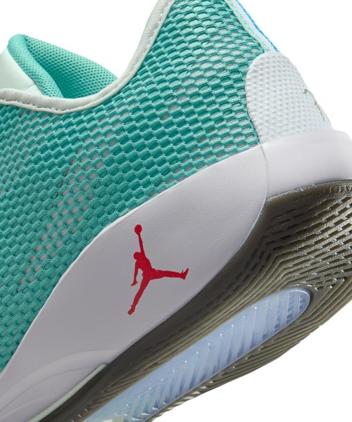 JORDAN BRAND(ジョーダンブランド)の「【別注】ジョーダン ジョーダン LUKA 77 PF 限定コラボ(スニーカー・メンズ・グリーン・24.5cm/25.5cm/26.5cm/27.5cm/25.0cm/26.0cm/27.0cm/28.0cm/29.0cm/24.0cm)」の8枚目の写真