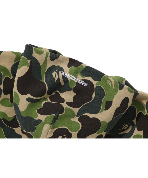A BATHING APE（アベイシングエイプ）の「ABC CAMO HEAVY WASH CROPPED FIT ZIP HOODIE（パーカー・メンズ・ブルー/ピンク/グリーン・SMALL/LARGE/MEDIUM/X-LARGE/XX-LARGE）」の7枚目の写真