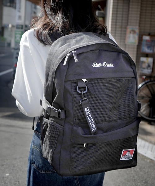 BEN DAVIS(ベンデイビス)の「《BEN DAVIS》MESH POCKET DAYPACK(バックパック/リュック・メンズ・ブラック×レッド/ブラック×ホワイト/ブラック×ブルー・FREE)」の2枚目の写真