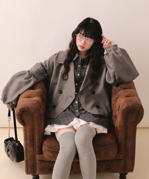 loin nuit（ロワンニュイ）の「volume sleeve short jacket / ボリュームスリーブショートジャケット（テーラードジャケット・レディース・アイボリー/ブルー/グレー・FREE）」の8枚目の写真