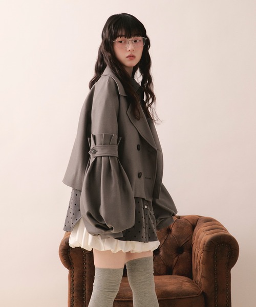 loin nuit（ロワンニュイ）の「volume sleeve short jacket / ボリュームスリーブショートジャケット（テーラードジャケット・レディース・アイボリー/ブルー/グレー・FREE）」の5枚目の写真