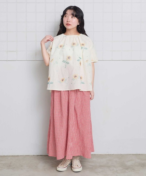 l'atelier du savon(アトリエドサボン)の「クロスステッチ ひまわり刺繍ブラウス(シャツ/ブラウス・レディース・ブラック/アイボリー・FREE)」の11枚目の写真