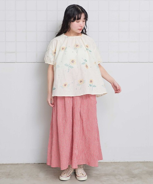 l'atelier du savon(アトリエドサボン)の「クロスステッチ ひまわり刺繍ブラウス(シャツ/ブラウス・レディース・ブラック/アイボリー・FREE)」の13枚目の写真
