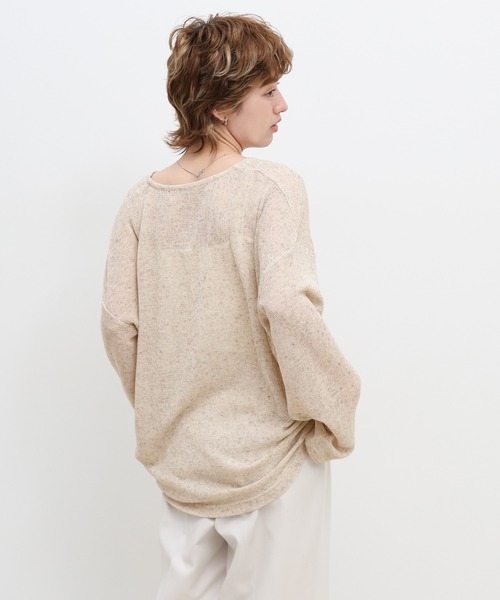 select MOCA(セレクトモカ)の「メランジVネックシアールーズカットソー(ニット/セーター・レディース・ブラウン/ライトベージュ/グレー・FREE)」の18枚目の写真