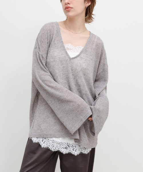 select MOCA(セレクトモカ)の「メランジVネックシアールーズカットソー(ニット/セーター・レディース・ブラウン/ライトベージュ/グレー・FREE)」の5枚目の写真