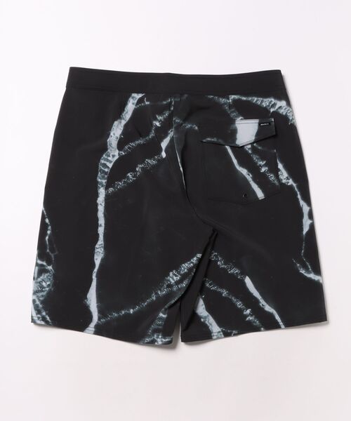 RVCA（ルーカ）の「RVCA メンズ RVCA X CLAY X TRUNK ボードショーツ 【2026年春夏モデル】（水着・メンズ・ブラック系その他・28inch/30inch/32inch/34inch/36inch）」の2枚目の写真