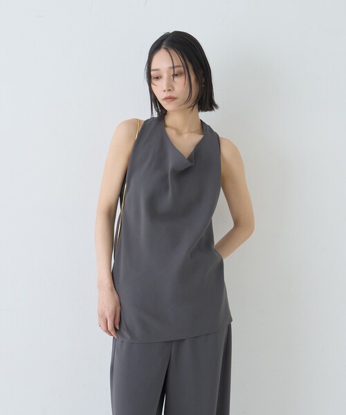 Rouge vif（ルージュヴィフ）の「【セットアップ対応】ホルダーネックブラウス/ビスチェ/レイヤード（シャツ/ブラウス・レディース・チャコールグレー/ブラック・フリー）」の5枚目の写真