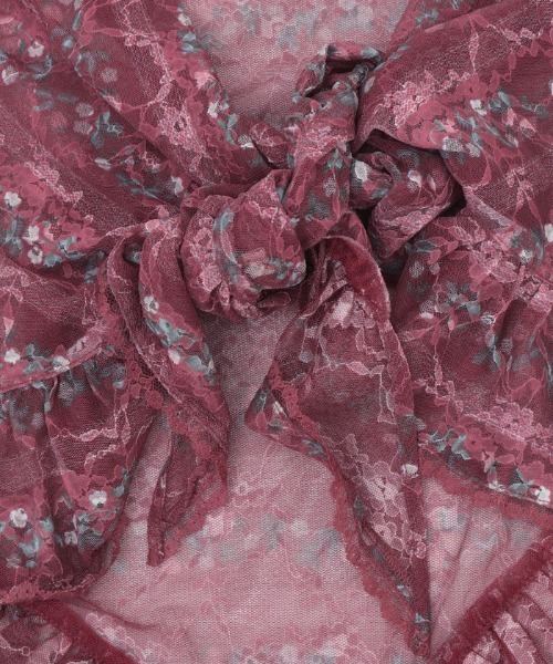 axes femme(アクシーズファム)の「苺柄マルチWAYストール(マフラー・レディース・レッド/キナリ・FREE)」の6枚目の写真