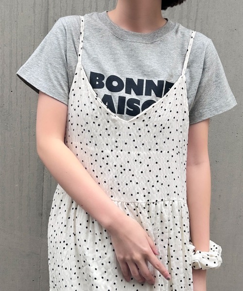 Maison Calme(メゾンカルム)の「【3 色展開】ロゴプリント T シャツ 半袖 レディース 定番 コットン(Tシャツ/カットソー・レディース・チャコール/ホワイト/グレー・F)」の17枚目の写真