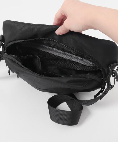 fulcro(フルクロ)の「fulcro runner(ショルダーバッグ・メンズ・ブラック/ダークグレー・-)」の10枚目の写真