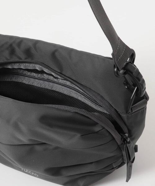 fulcro(フルクロ)の「fulcro runner(ショルダーバッグ・メンズ・ブラック/ダークグレー・-)」の16枚目の写真