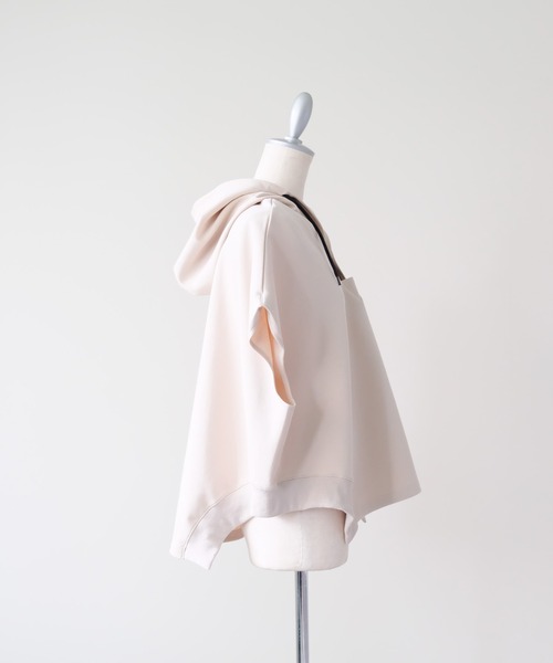 DOLLUPOOPS（ドールアップウップス）の「Sleeveless Hoodie Top(ノースリーブフーディー)（パーカー・レディース・ライトベージュ/チャコール・FREE）」の20枚目の写真