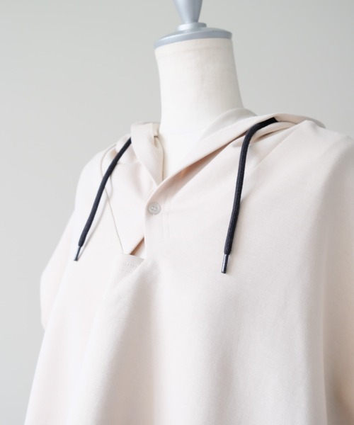 DOLLUPOOPS（ドールアップウップス）の「Sleeveless Hoodie Top(ノースリーブフーディー)（パーカー・レディース・ライトベージュ/チャコール・FREE）」の16枚目の写真