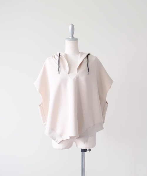 DOLLUPOOPS（ドールアップウップス）の「Sleeveless Hoodie Top(ノースリーブフーディー)（パーカー・レディース・ライトベージュ/チャコール・FREE）」の14枚目の写真