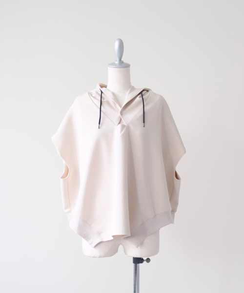 DOLLUPOOPS（ドールアップウップス）の「Sleeveless Hoodie Top(ノースリーブフーディー)（パーカー・レディース・ライトベージュ/チャコール・FREE）」の21枚目の写真