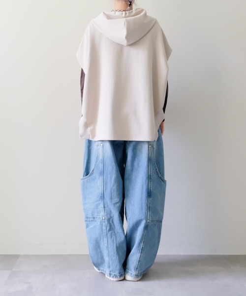 DOLLUPOOPS（ドールアップウップス）の「Sleeveless Hoodie Top(ノースリーブフーディー)（パーカー・レディース・ライトベージュ/チャコール・FREE）」の22枚目の写真