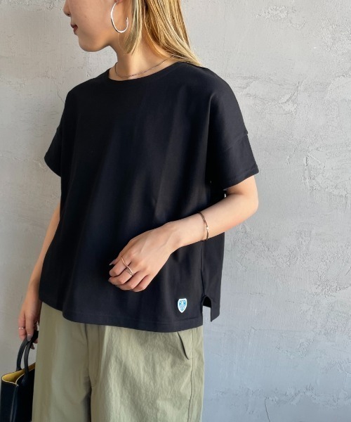 ORCIVAL（オーシバル）の「[ORCIVAL/オーシバル] ボートネック ショートスリーブカットソー（Tシャツ/カットソー・レディース・ブラック/グレー系その他/ライトベージュ/ホワイト/グレー系その他2/ブルー系その他・1）」の2枚目の写真