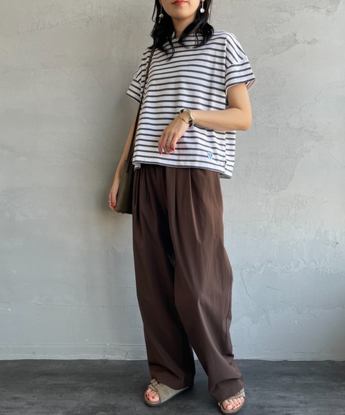 船型領短袖上衣