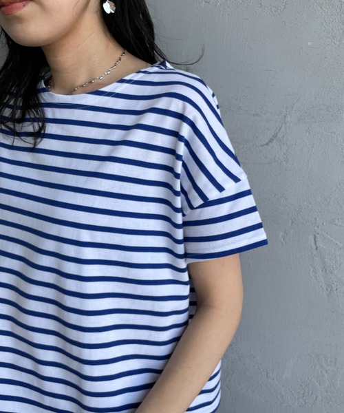 ORCIVAL（オーシバル）の「[ORCIVAL/オーシバル] ボートネック ショートスリーブカットソー（Tシャツ/カットソー・レディース・ブラック/グレー系その他/ライトベージュ/ホワイト/グレー系その他2/ブルー系その他・1）」の17枚目の写真
