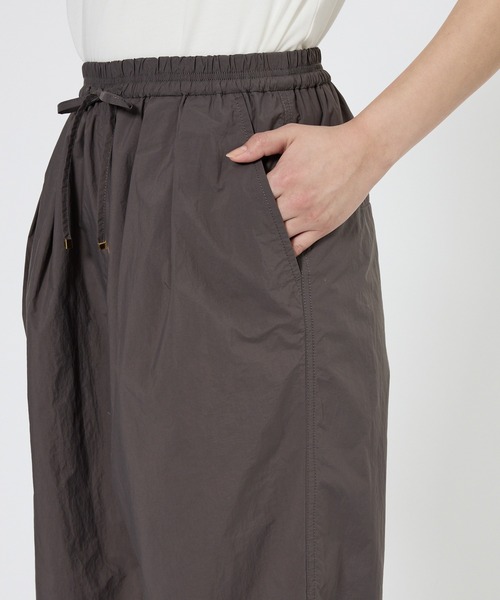 BARNYARDSTORM(バンヤードストーム)の「BARNYARDSTORM / トラベルイージーパンツ【撥水 / JAPAN FABRIC】<セットアップ対応>(その他パンツ・レディース・チャコール/カーキ・1/0)」の10枚目の写真