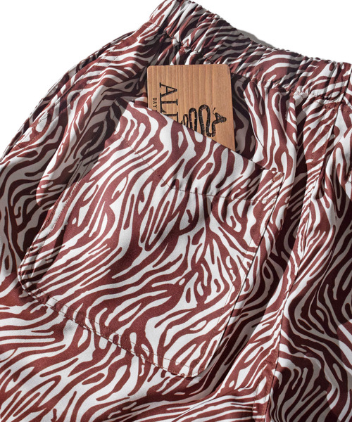 ALDIES(アールディーズ)の「Zebra Shorts / ゼブラショーツ(その他パンツ・メンズ・ブラック/ブラウン・MEDIUM/LARGE/X-LARGE)」の13枚目の写真