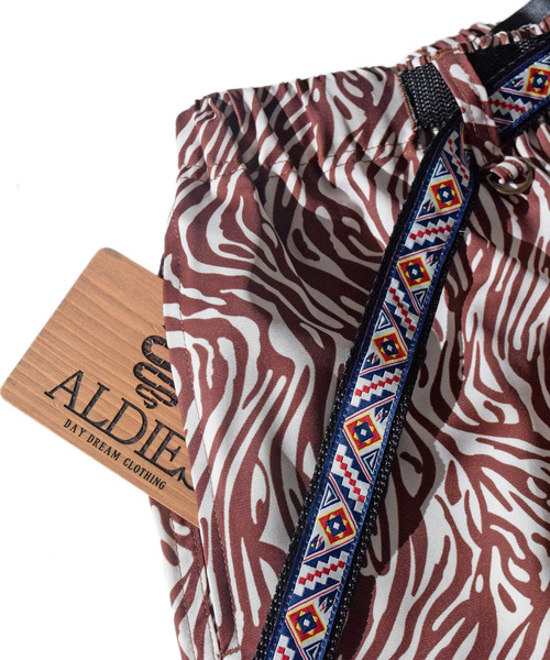 ALDIES(アールディーズ)の「Zebra Shorts / ゼブラショーツ(その他パンツ・メンズ・ブラック/ブラウン・MEDIUM/LARGE/X-LARGE)」の14枚目の写真