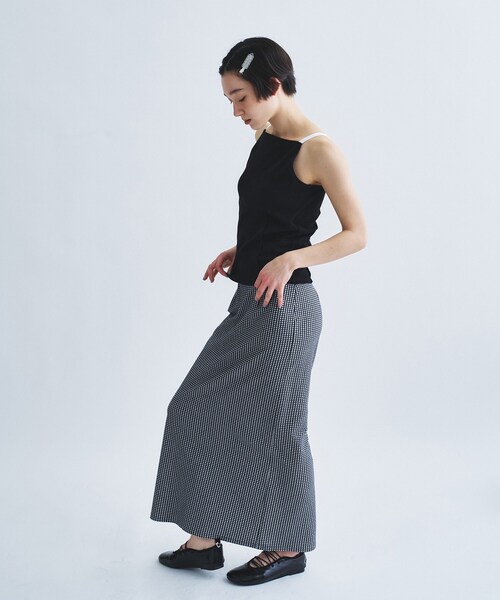 CODE A(コードエー)の「edge line camisole(タンクトップ・レディース・ブラック/ホワイト/ライトイエロー系/ボルドー・00)」の7枚目の写真