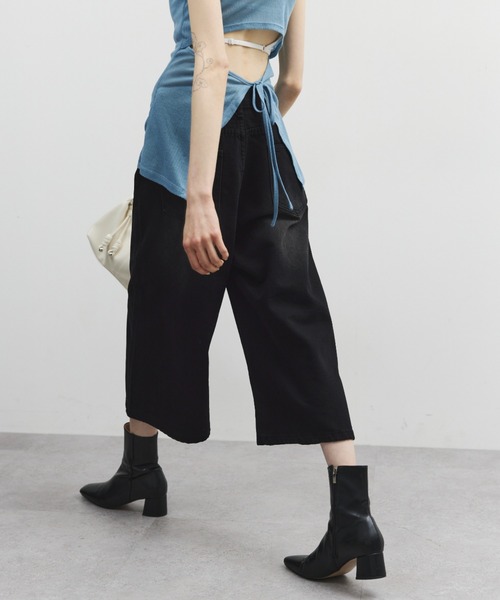ELTONE(エルトーン)の「ワイドデニムミディパンツ(デニムパンツ・レディース・ブルー/ブラック・SMALL/MEDIUM)」の1枚目の写真