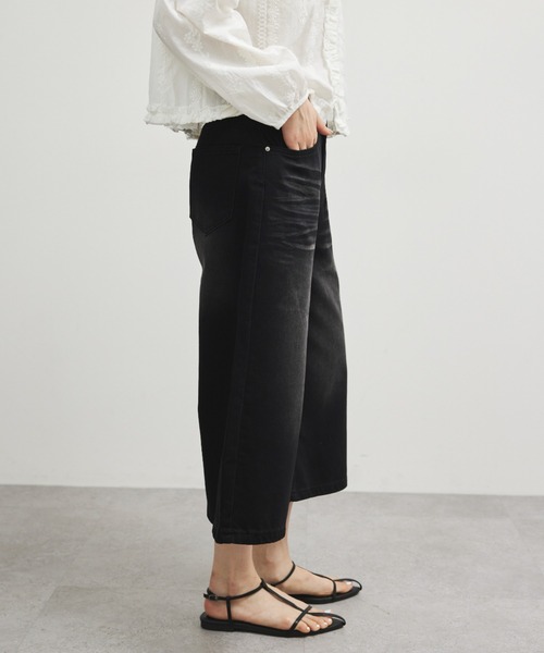 ELTONE(エルトーン)の「ワイドデニムミディパンツ(デニムパンツ・レディース・ブルー/ブラック・SMALL/MEDIUM)」の10枚目の写真