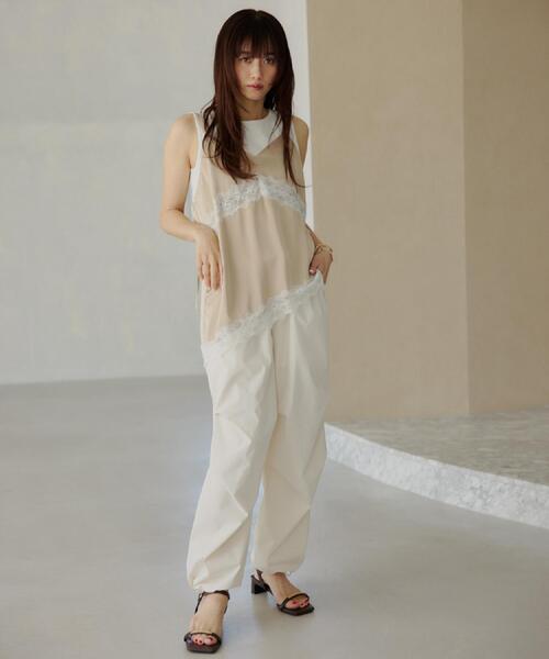 THE SHOP TK (ザ ショップ ティーケー )の「表情を変えられる2WAY 裾ドロストワークパンツ(その他パンツ・レディース・アイボリー/ブラック・12/13)」の5枚目の写真