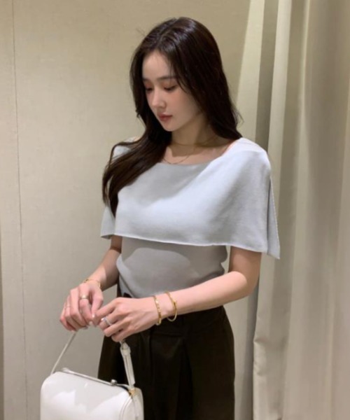 semplice(センプリチェ)の「Tシャツ【韓国ファッション】(Tシャツ/カットソー・レディース・ブラック/キャメル/ホワイト/ブルー・F)」の4枚目の写真