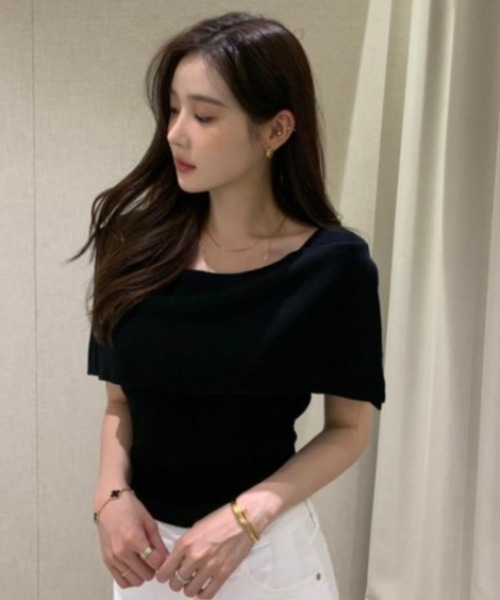 semplice(センプリチェ)の「Tシャツ【韓国ファッション】(Tシャツ/カットソー・レディース・ブラック/キャメル/ホワイト/ブルー・F)」の3枚目の写真