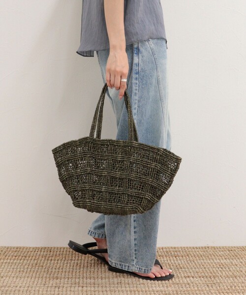 fredy emue(フレディエミュ)の「【BAGMATI/バグマティ】格子編みアバカトートバッグ(トートバッグ・レディース・ブラウン/ベージュ・FREE)」の1枚目の写真