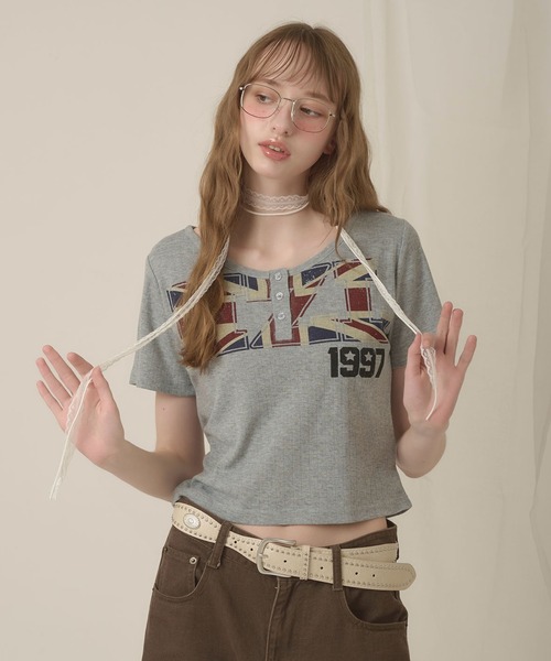 hazyl(ヘイジル)の「eyelet logo henry T-shirt/アイレットロゴヘンリーTシャツ(Tシャツ/カットソー・レディース・グレー/オフホワイト・フリー)」の20枚目の写真