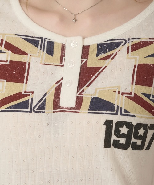 hazyl(ヘイジル)の「eyelet logo henry T-shirt/アイレットロゴヘンリーTシャツ(Tシャツ/カットソー・レディース・グレー/オフホワイト・フリー)」の18枚目の写真