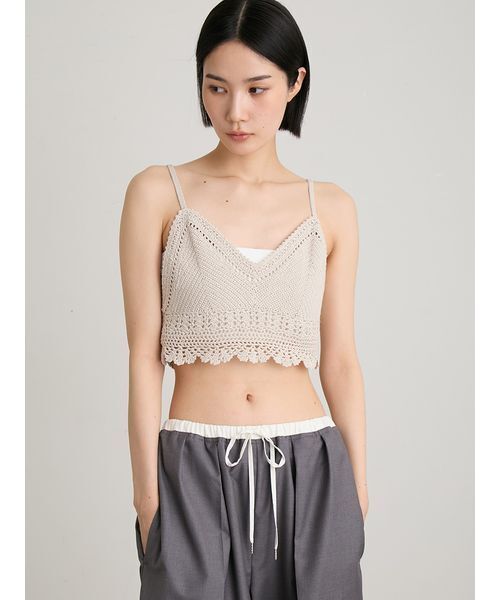 MIESROHE(ミースロエ)の「ペーパーヤーンかぎ針ニットビスチェ(その他トップス・レディース・ブラック/ライトブルー/ライトベージュ・F)」の5枚目の写真