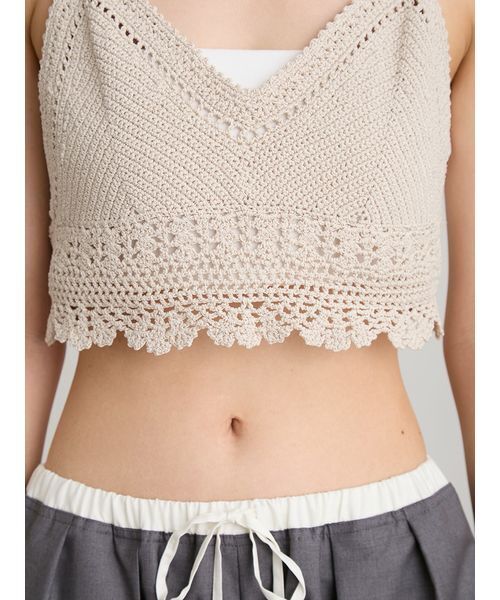 MIESROHE(ミースロエ)の「ペーパーヤーンかぎ針ニットビスチェ(その他トップス・レディース・ブラック/ライトブルー/ライトベージュ・F)」の9枚目の写真