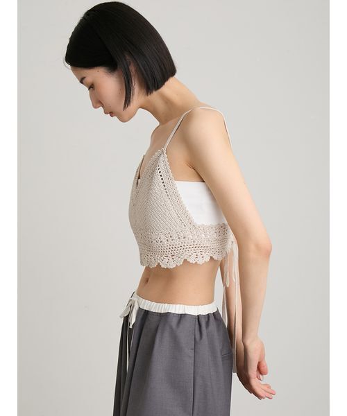 MIESROHE(ミースロエ)の「ペーパーヤーンかぎ針ニットビスチェ(その他トップス・レディース・ブラック/ライトブルー/ライトベージュ・F)」の12枚目の写真