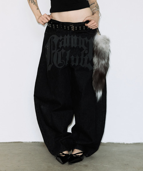 FANCY CLUB(ファンシークラブ)の「トゥースジャム ワイドデニムパンツ (ブラック) F26QD150(デニムパンツ・レディース・その他・1/2)」の1枚目の写真