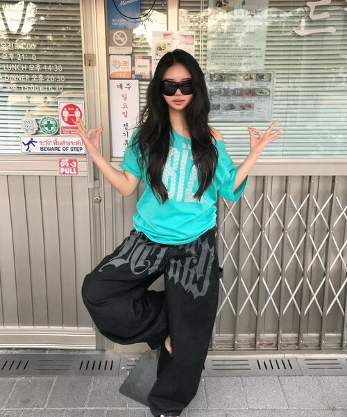 FANCY CLUB(ファンシークラブ)の「トゥースジャム ワイドデニムパンツ (ブラック) F26QD150(デニムパンツ・レディース・その他・1/2)」の8枚目の写真